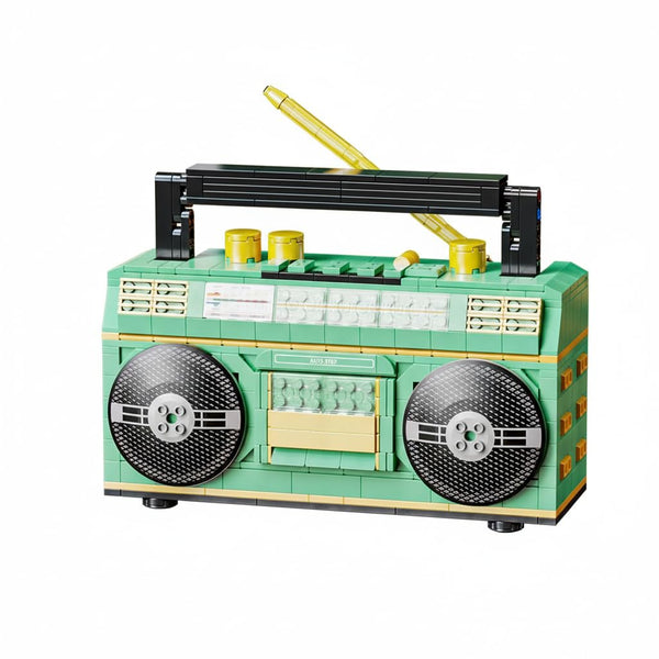 Dify Vintage Radio Building Block Toy Set, Creative Retro Radio MOC Model Brick Kit, Openable Cassette Compartment and Movable Antenna, 781 PCS